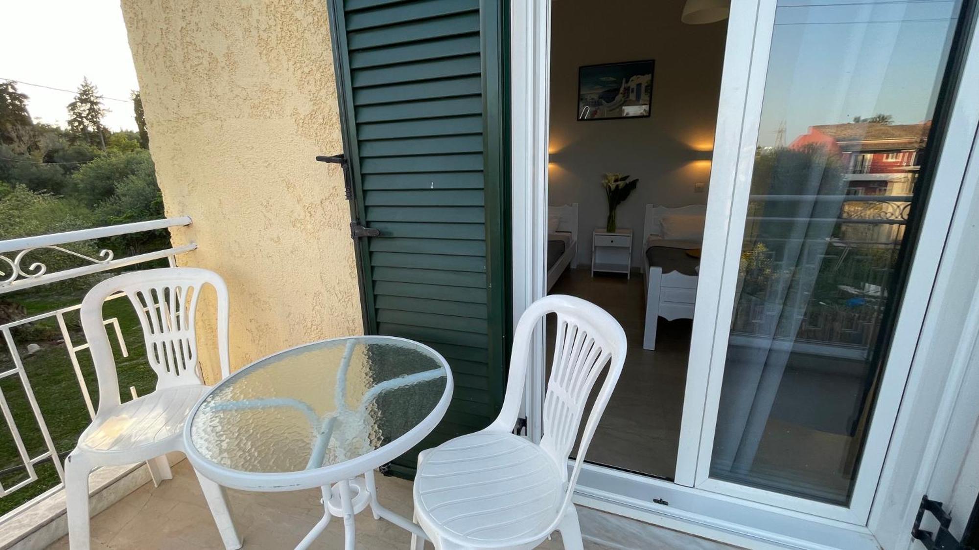 Kavos Aparthotel Exteriör bild